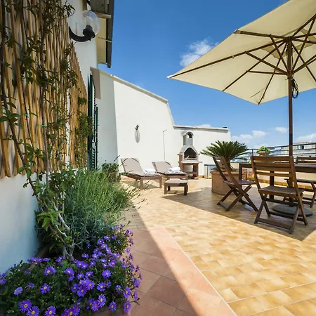 Casa Lina Holiday home *